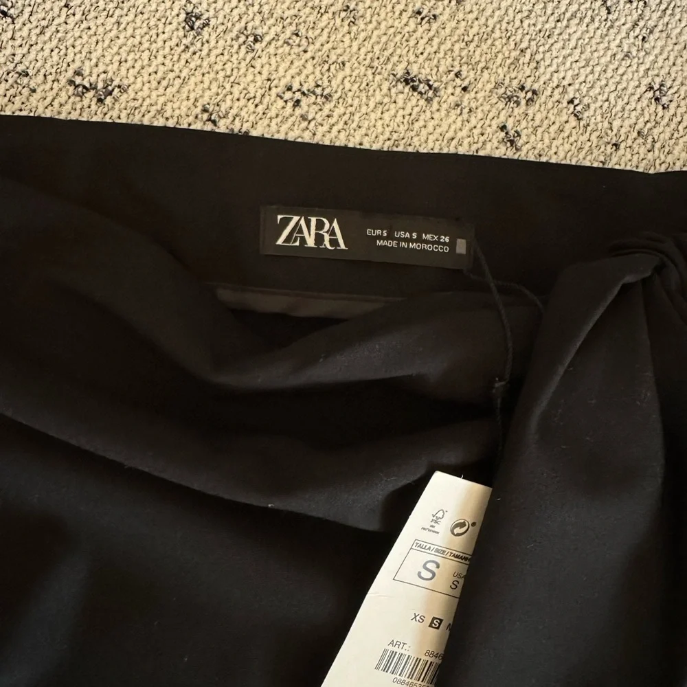 Zara mini skirt size S - Picture 4 of 5